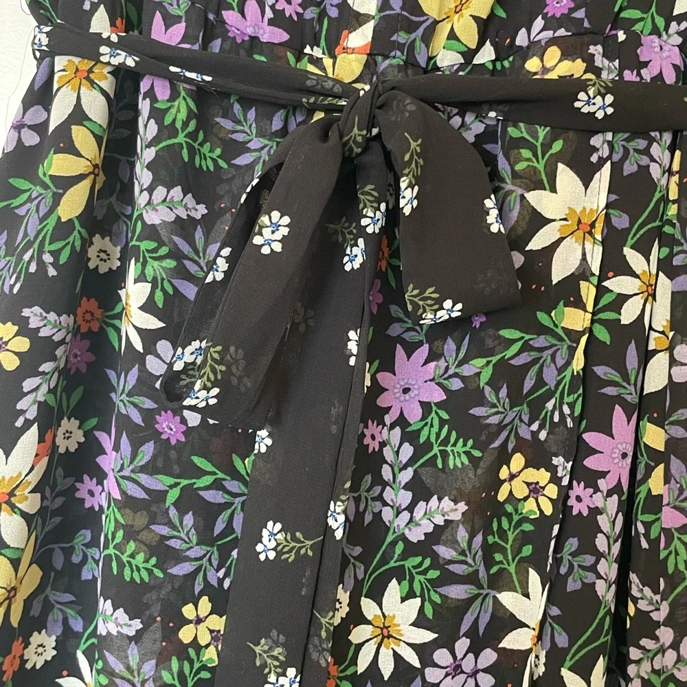Taylor Floral Dress NWOT - Picture 4 of 6